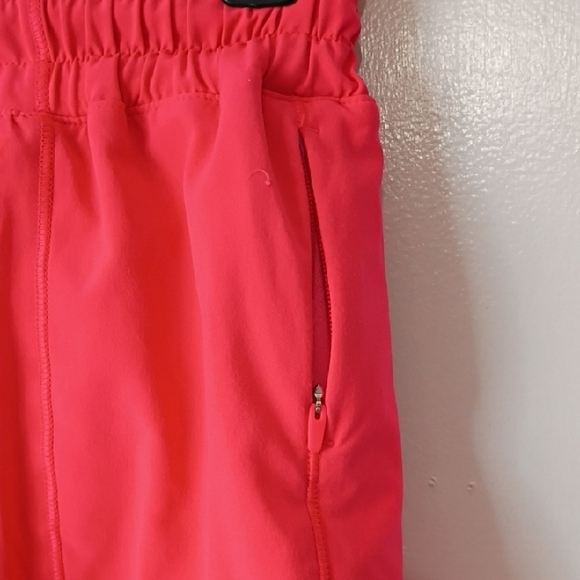 Lululemon Shorts Women's Pink Shorts Size 4 Hotty Hot Pink - Picture 4 of 11